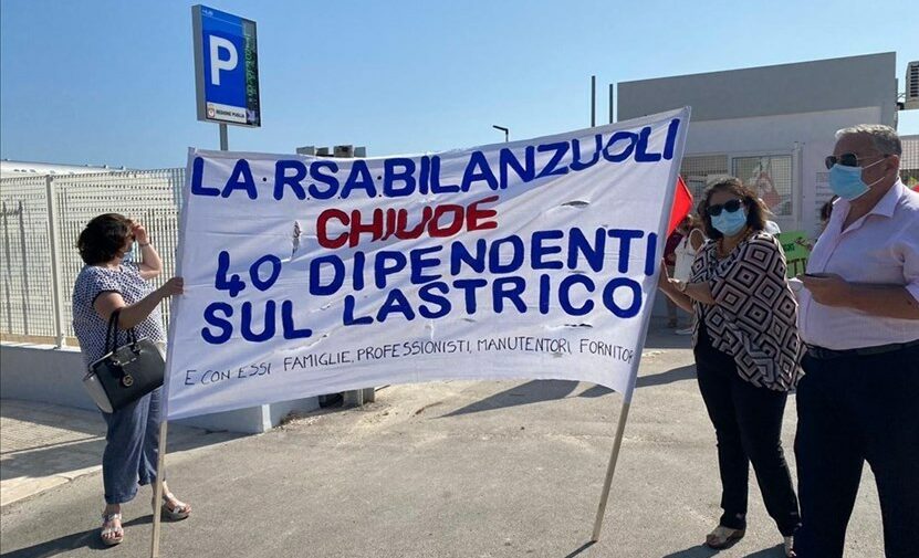 La manifestazione a Bari